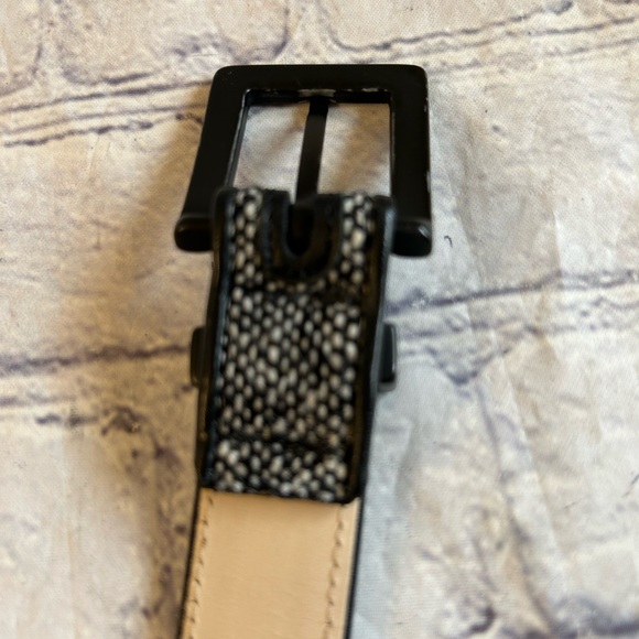 TALBOTS MADE IN ITALY WOMENS HERRINGBONE TWEED LIKE LEATHER BELT SIZE MEDUIM - Picture 3 of 11